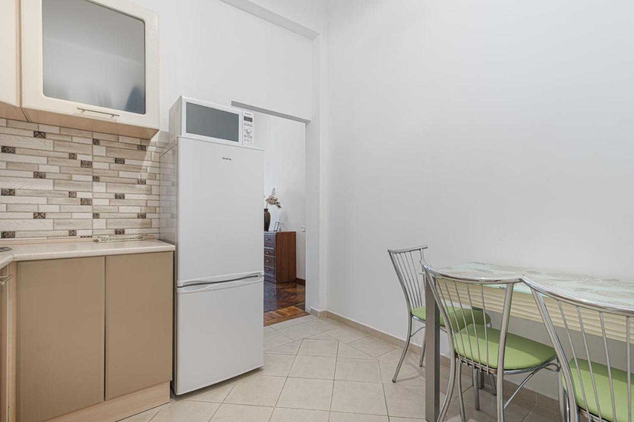 Nice Apartment In The City Center Odessa Exteriör bild