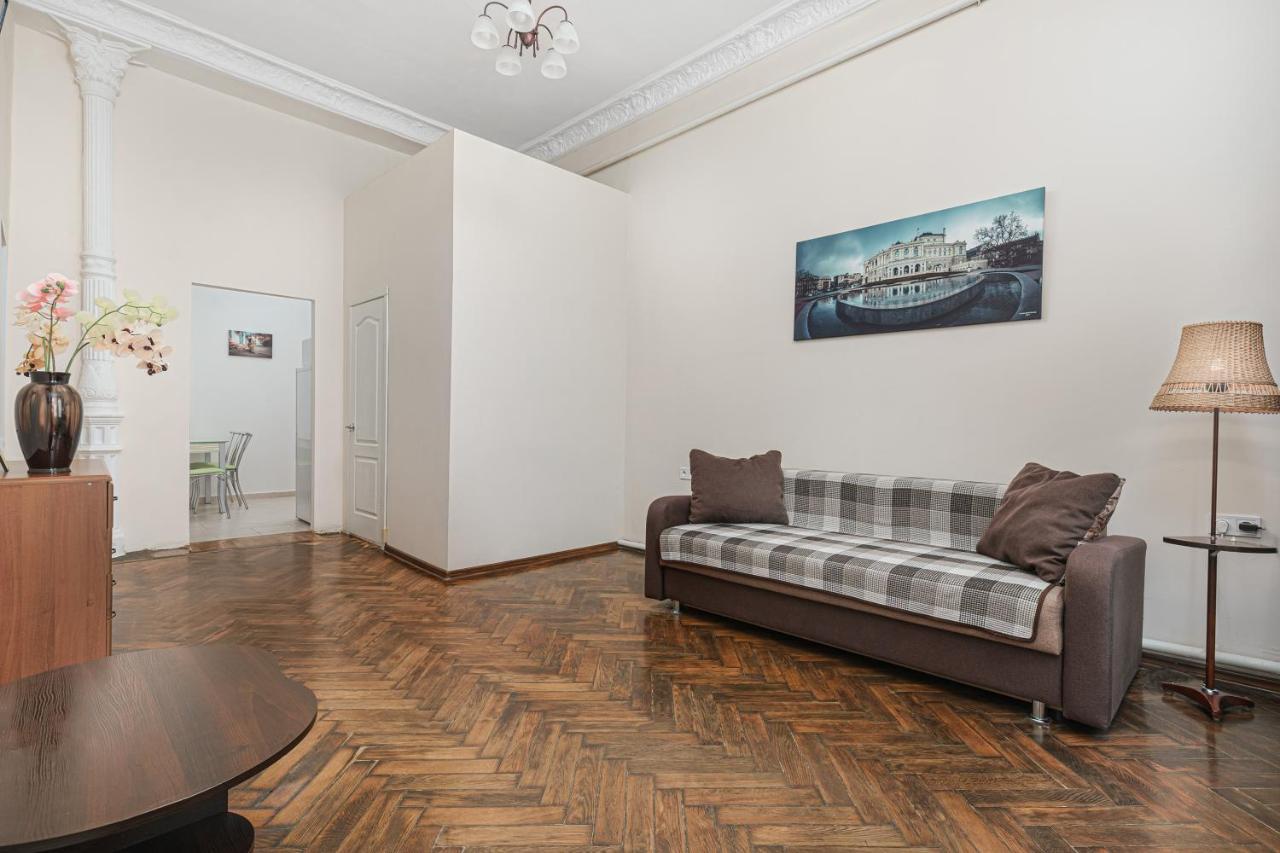 Nice Apartment In The City Center Odessa Exteriör bild